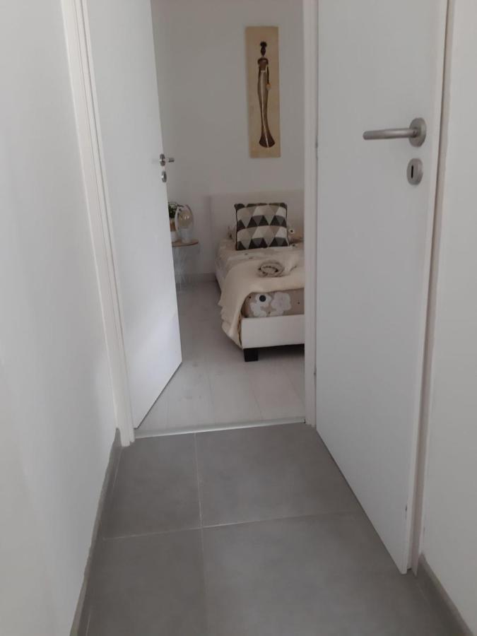 La Casita Serignanaise - Apt T2 - Clim - Jardin Bed & Breakfast Bagian luar foto