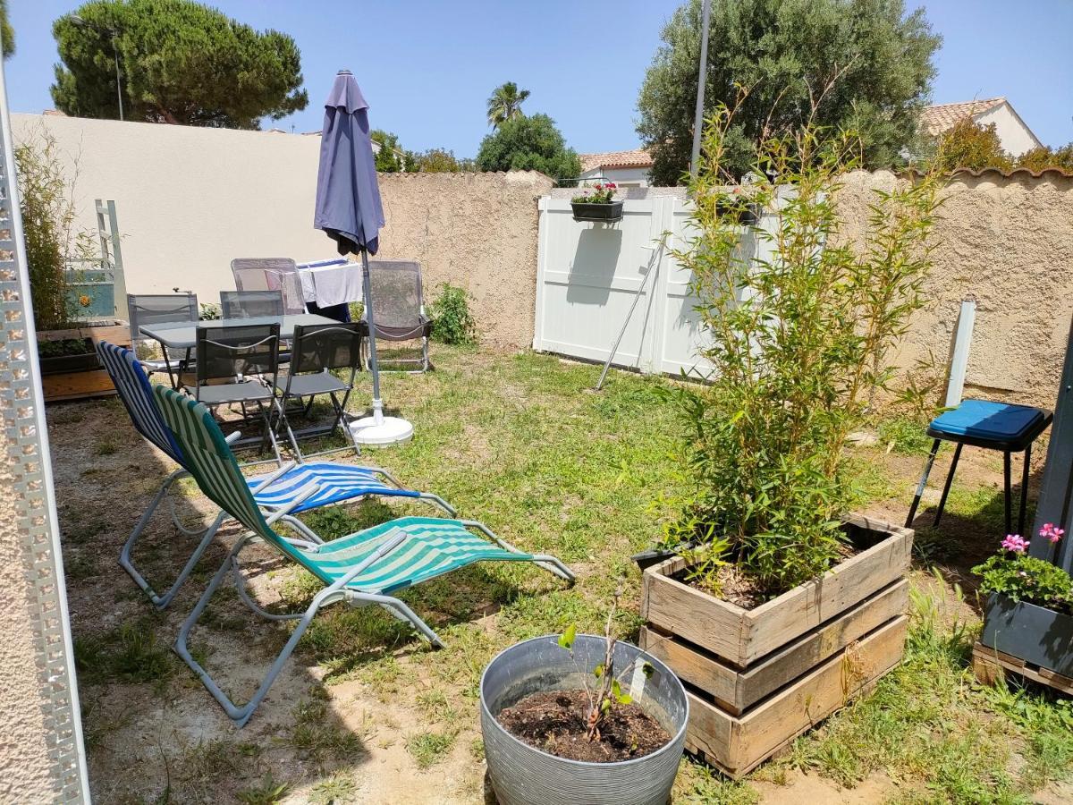 La Casita Serignanaise - Apt T2 - Clim - Jardin Bed & Breakfast Bagian luar foto